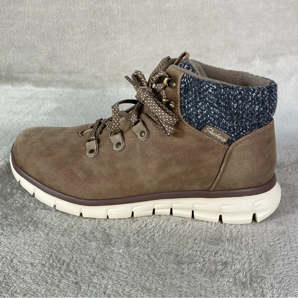 Skechers Cold Daze Boots‎ Womens Size 10 Brown Faux Fur Lined Ankle Hiking